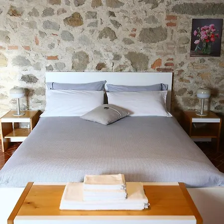 לינה וארוחת בוקר I Grilli 3*